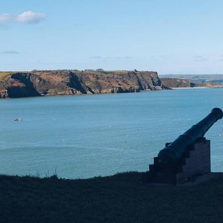 Modern Flat With Island Views In Heart Of Tenby Luaran gambar